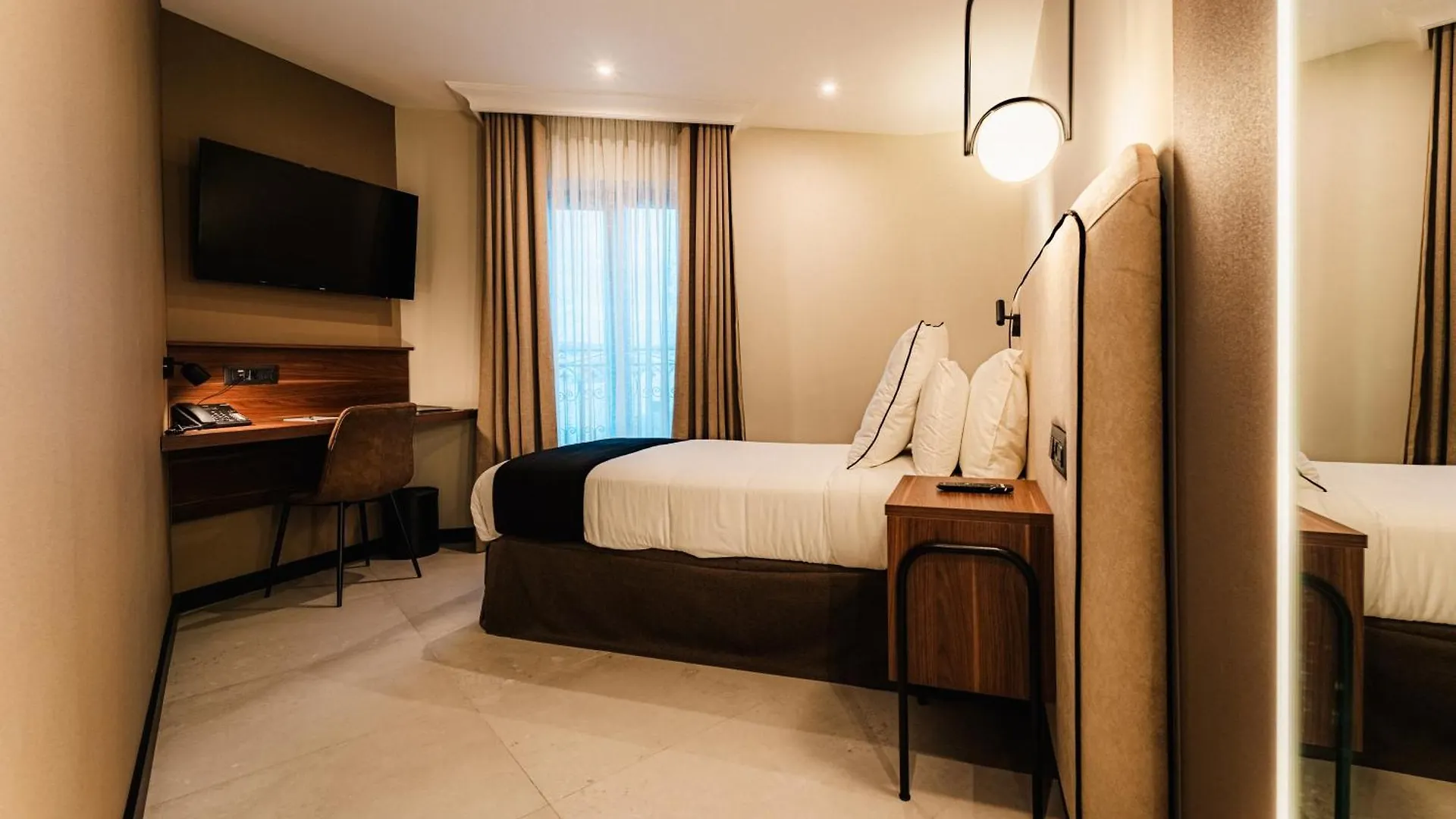 Royale Sainte Helene Boutique Hotel Birkirkara 5*,